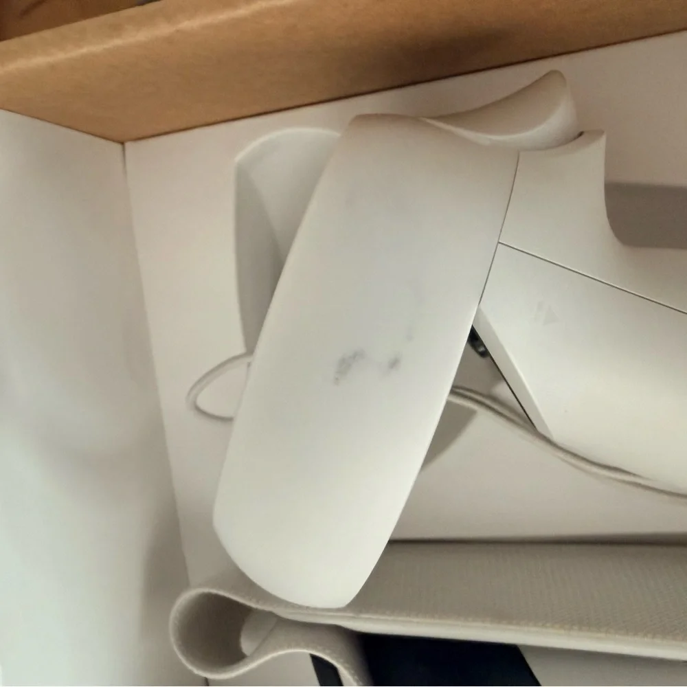 Quest 2 VR Headset - White